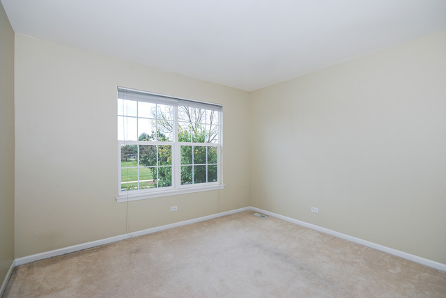 895 Havenshire Road Naperville, IL 60565 - Photo 15 of 23