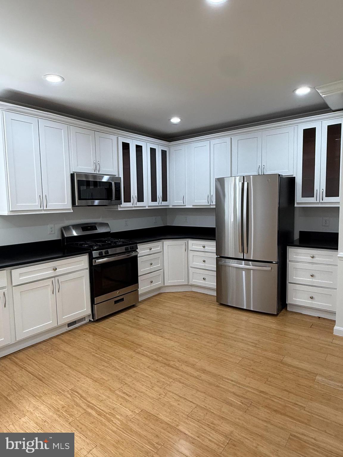 1242 Anacostia Road Southeast Washington, DC 20019 - Photo 9 of 27 Kitchen