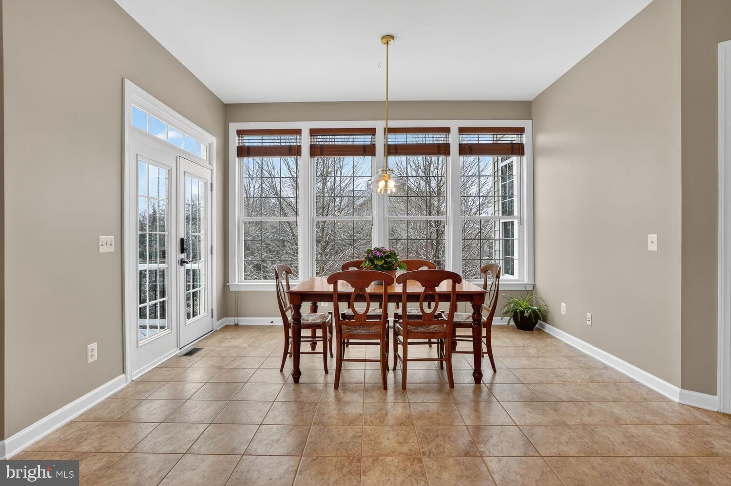 43024 La Riva Drive Ashburn, VA 20148 - Photo 17 of 63 Breakfast Room