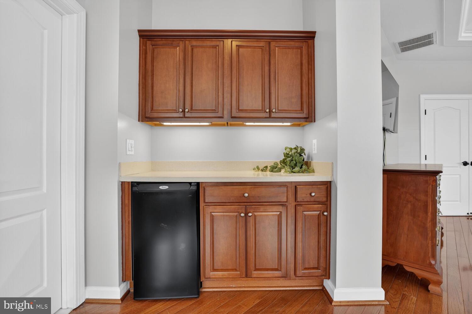 43024 La Riva Drive Ashburn, VA 20148 - Photo 35 of 63 Primary Suite