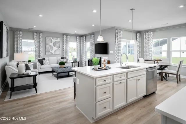 $470,159 | 1260 Black Wolf Run, Sunset Beach, NC 28468