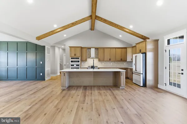 $899,999 | Mistletoe Lane, Shepherdstown, WV 25443