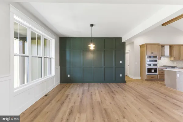 $899,999 | Mistletoe Lane, Shepherdstown, WV 25443