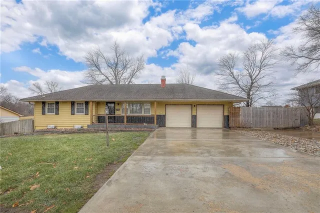 $289,000 | 13001 East 54th Terrace, Kansas City, MO 64133