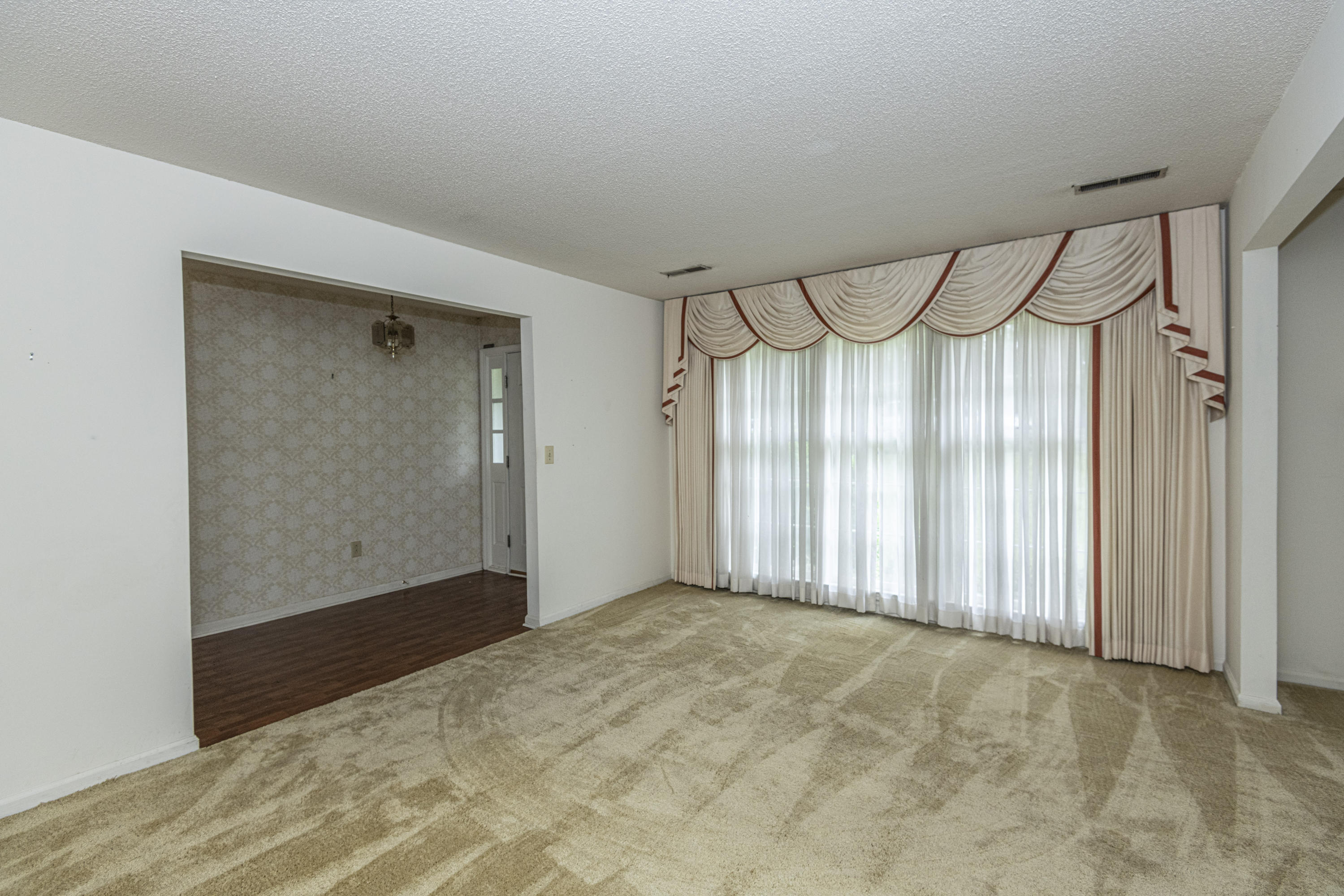 1034 Yeamans Hall Road Hanahan, SC 29410 - Photo 3 of 46 _DSC0828