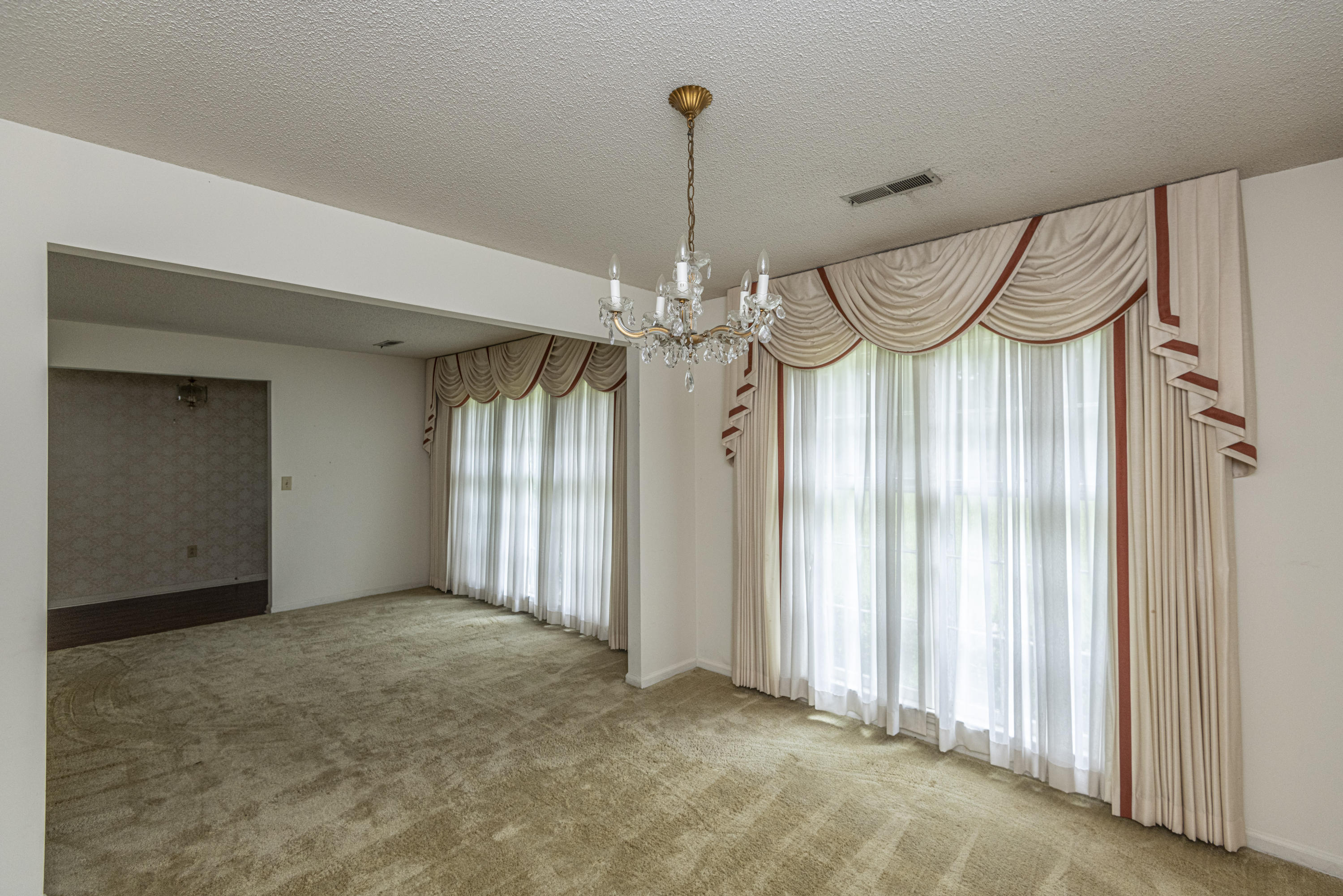 1034 Yeamans Hall Road Hanahan, SC 29410 - Photo 4 of 46 _DSC0825