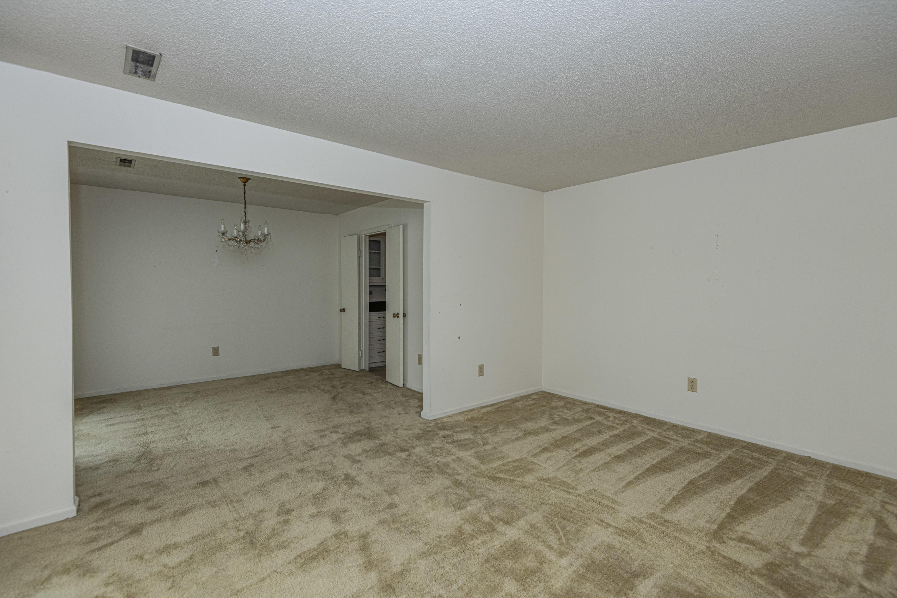 1034 Yeamans Hall Road Hanahan, SC 29410 - Photo 7 of 46 _DSC0832