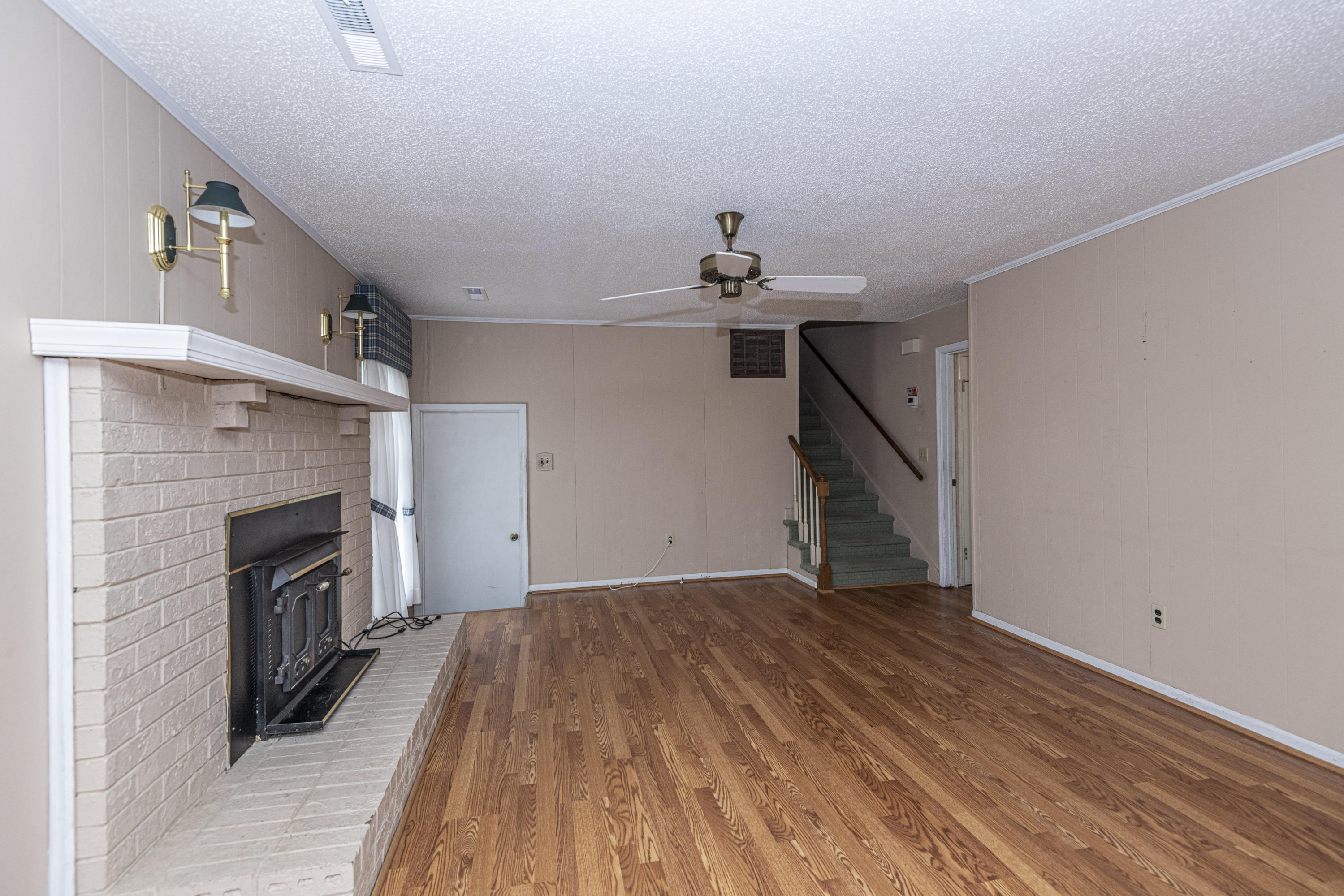 1034 Yeamans Hall Road Hanahan, SC 29410 - Photo 10 of 46 _DSC0801