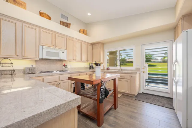 $7,000 | 45703 Spyglass Hill Street, Indio, CA 92201