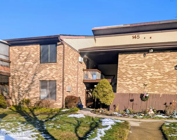 $2,550 | 145 Cross Slope Court, Unit A, Manalapan, NJ 07726