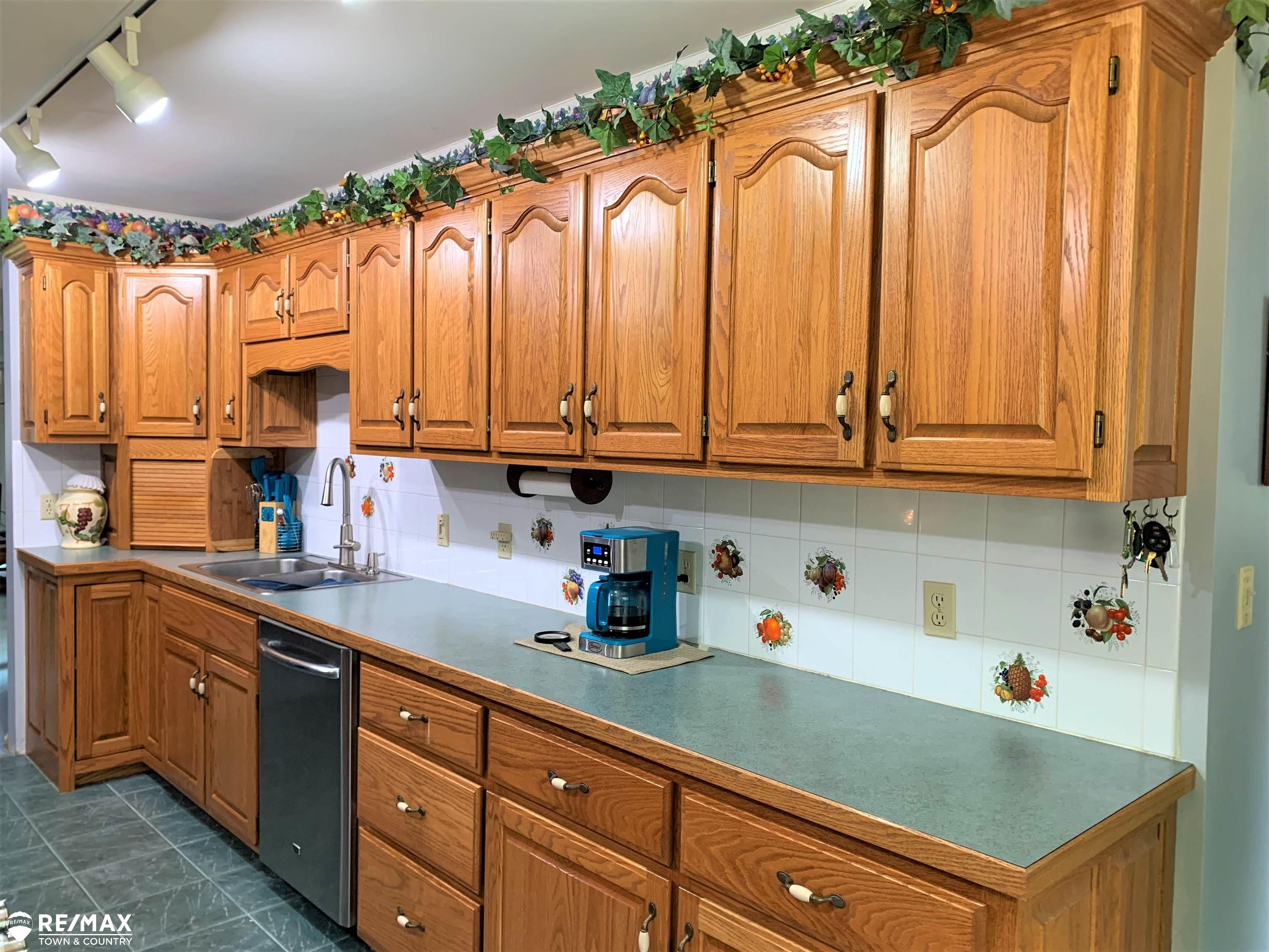 12469 Bell Road Burt, MI 48417 - Photo 5 of 36