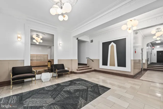 $295,000 | 1010 25th Street Northwest, Unit 503, Washington, DC 20037