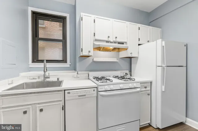 $295,000 | 1010 25th Street Northwest, Unit 503, Washington, DC 20037