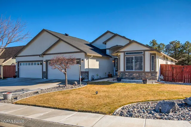 $535,000 | 400 Dog Leg Drive, Fernley, NV 89408