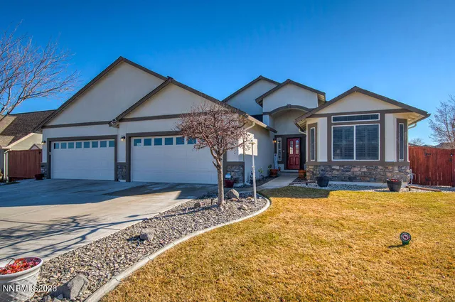 $535,000 | 400 Dog Leg Drive, Fernley, NV 89408