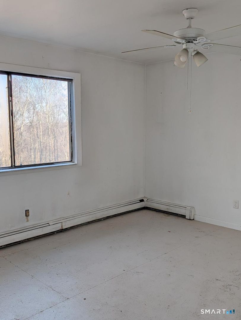 24 Chestnut Hill Road Newtown, CT 06482 - Photo 14 of 21