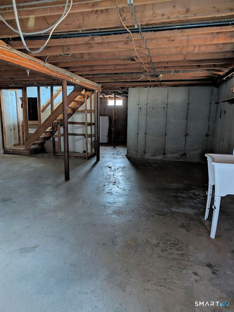 24 Chestnut Hill Road Newtown, CT 06482 - Photo 19 of 21