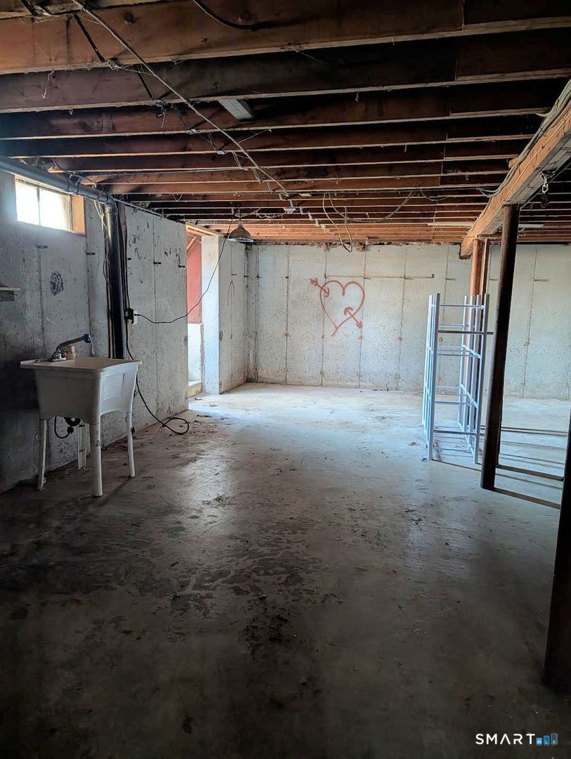 24 Chestnut Hill Road Newtown, CT 06482 - Photo 20 of 21