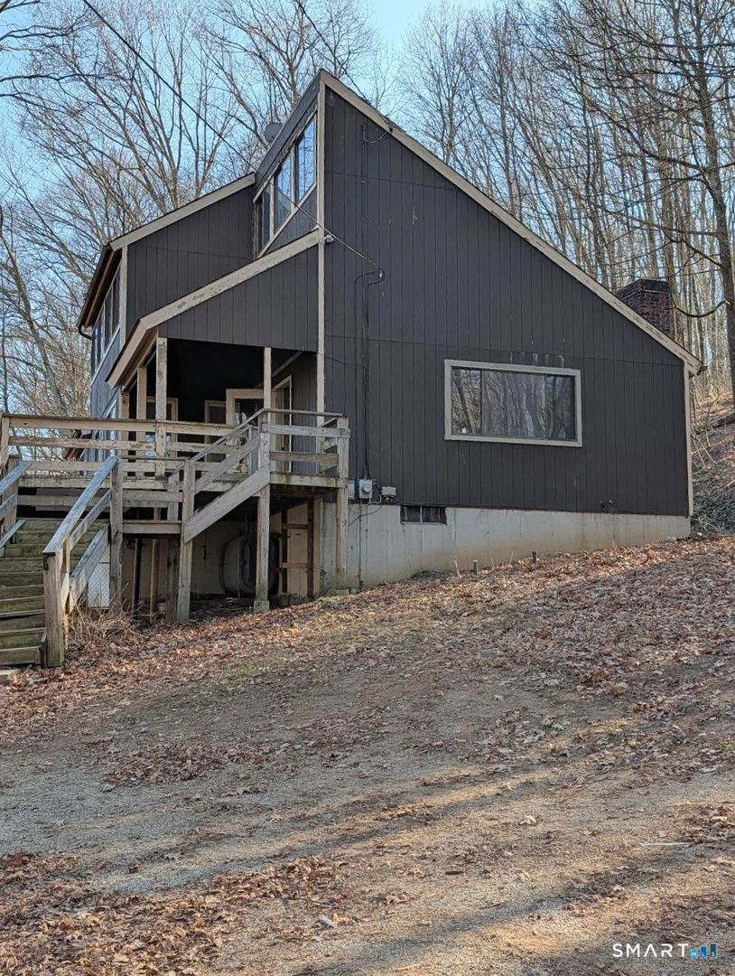 24 Chestnut Hill Road Newtown, CT 06482 - Photo 4 of 21