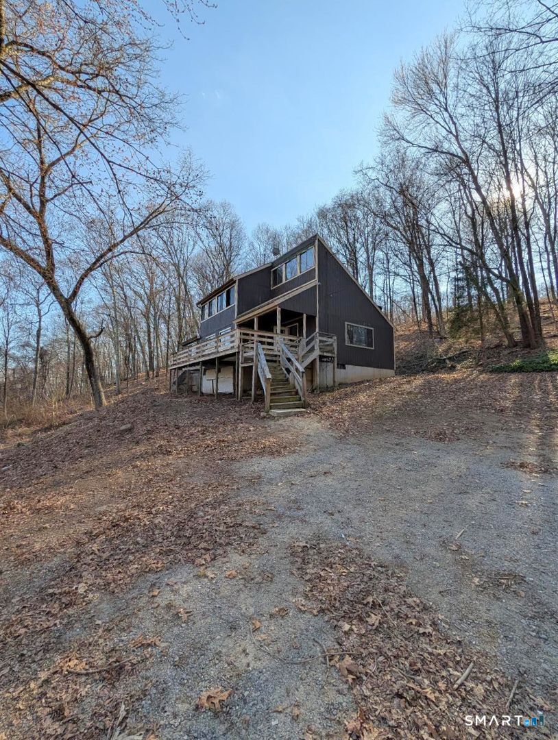 24 Chestnut Hill Road Newtown, CT 06482 - Photo 7 of 21