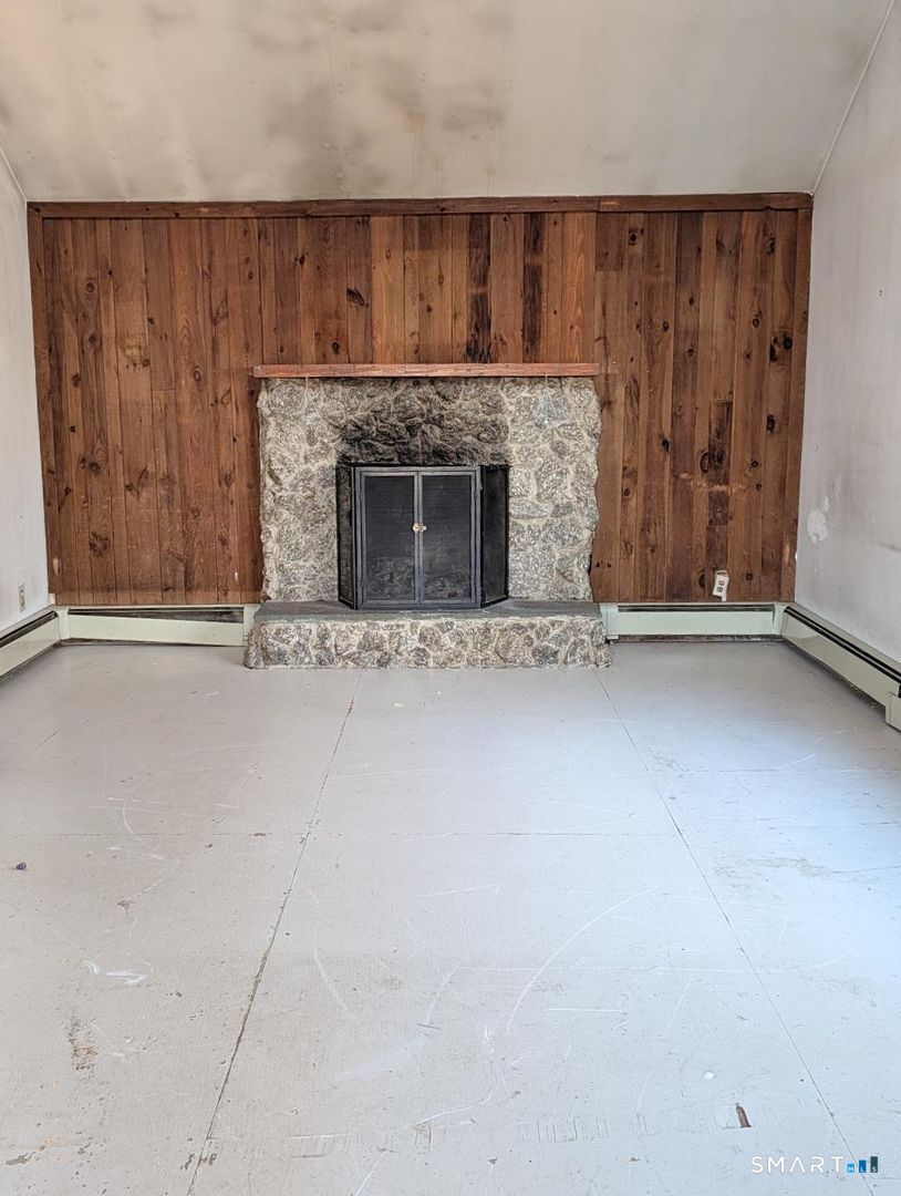 24 Chestnut Hill Road Newtown, CT 06482 - Photo 8 of 21