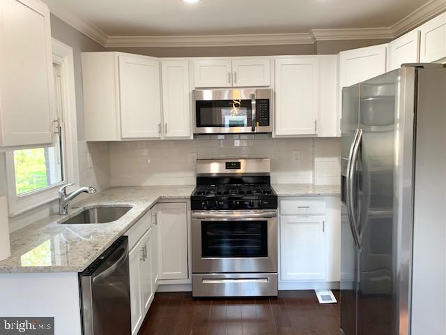 3520 Millvale Road Windsor Mill, MD 21244 - Photo 14 of 37 Amazing kitchen with SS appliances and granite top