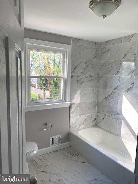 3520 Millvale Road Windsor Mill, MD 21244 - Photo 24 of 37 Amazing big bathroom with tub !!
