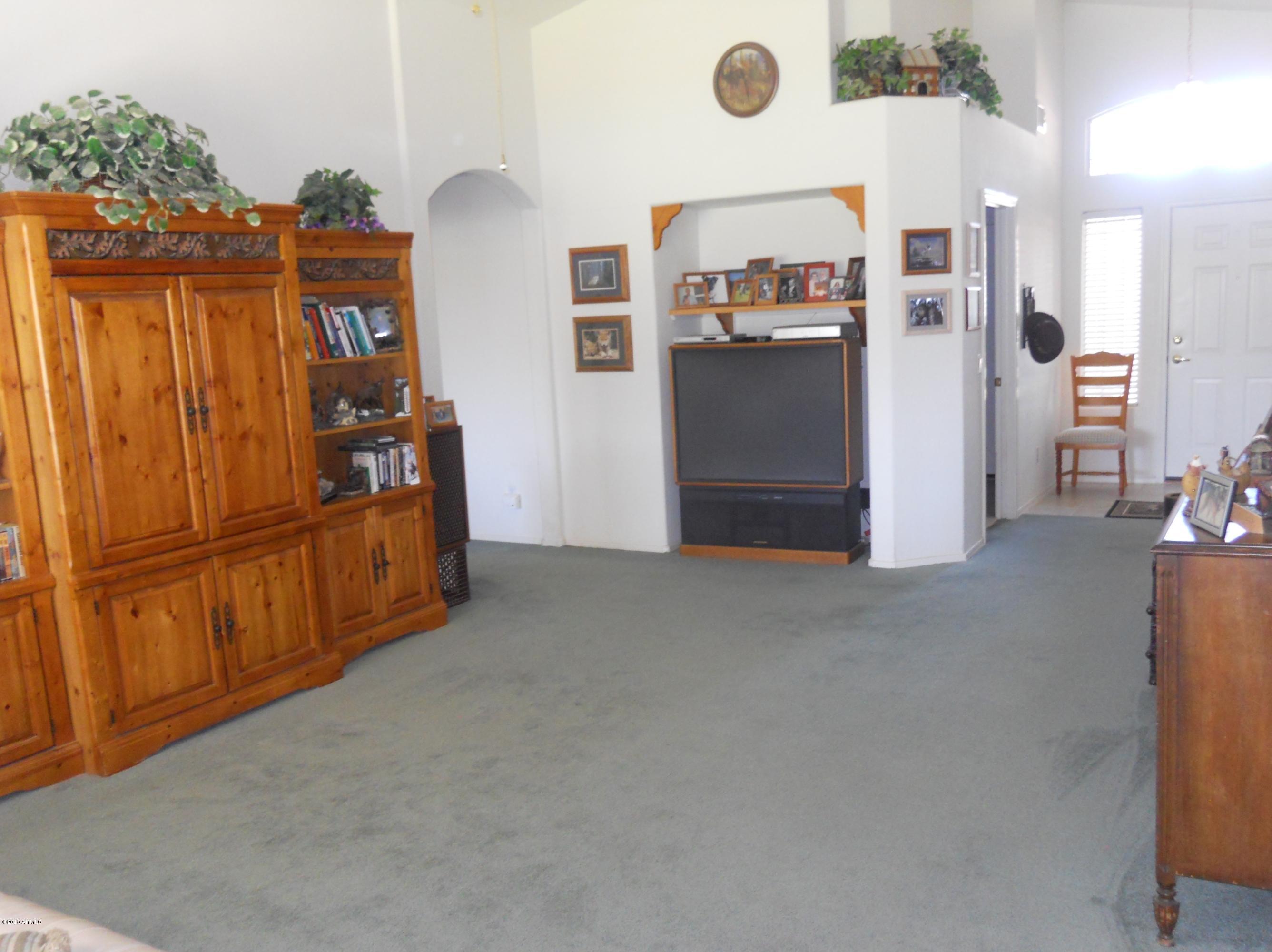 10745 West Granada Road Avondale, AZ 85392 - Photo 6 of 17 10745 w