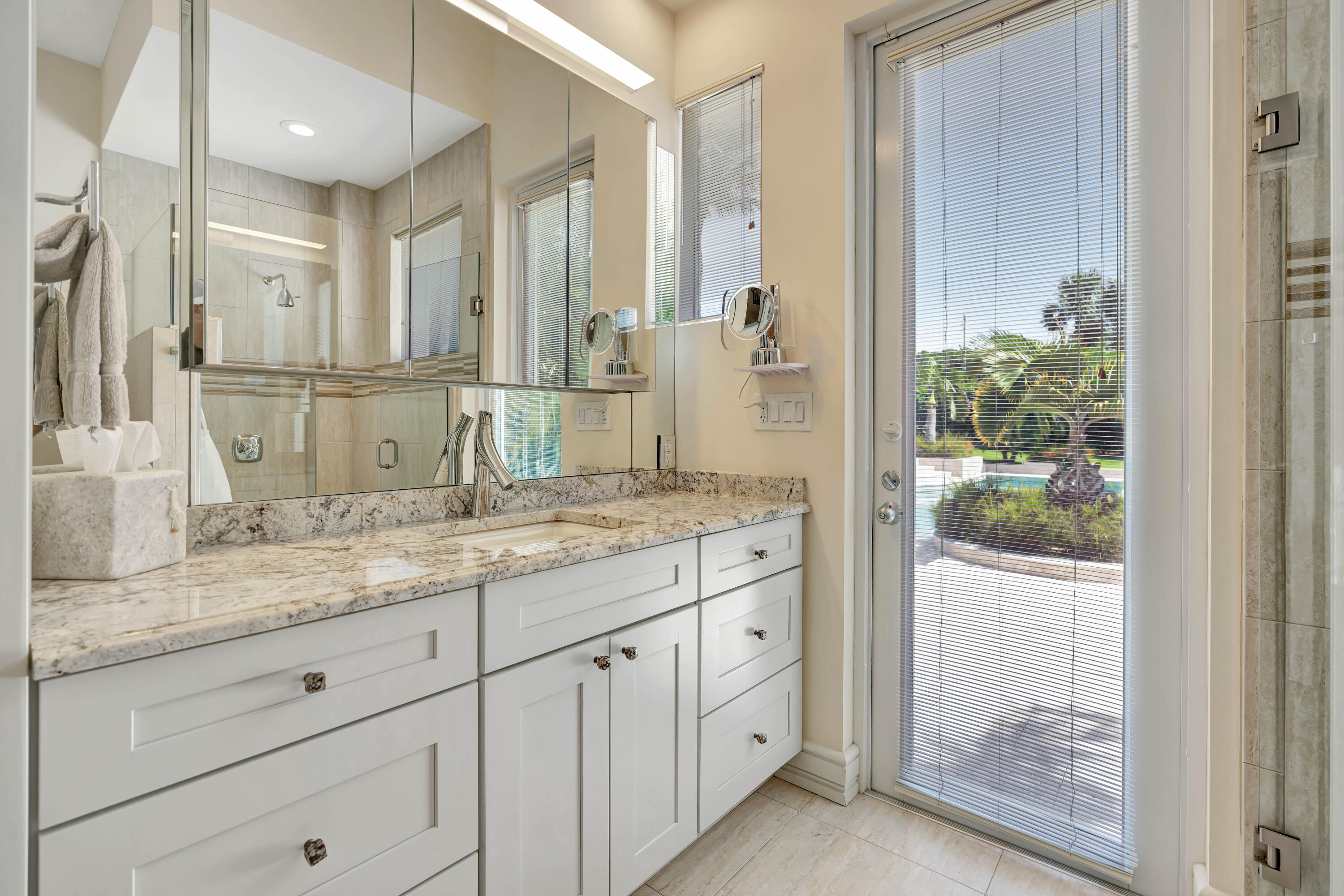 337 Eagle Drive Jupiter, FL 33477 - Photo 29 of 53 His Bath - Cabana Bath