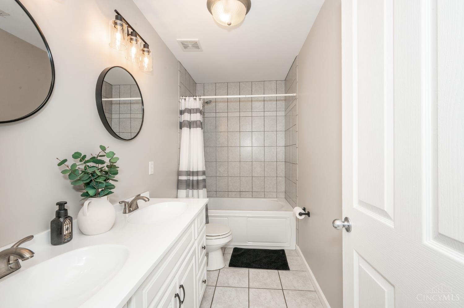 3946 Hamilton Mason Road Hamilton, OH 45011 - Photo 29 of 59