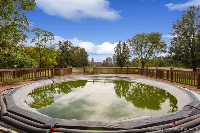 $2,800 | 2190 2 Mile Lane, New Albany, IN 47150