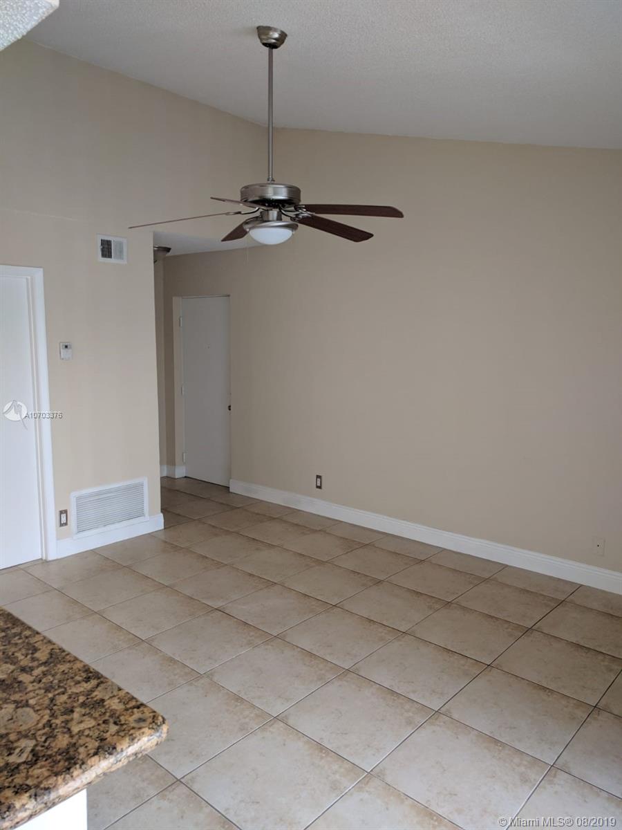 5760 Rock Island Road, Unit 333 Tamarac, FL 33319 - Photo 5 of 28