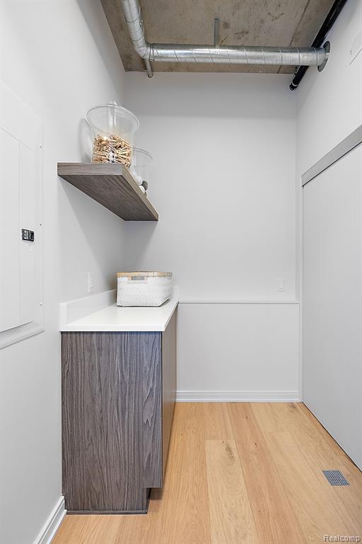 2051 Villa Road, Unit 404 Birmingham, MI 48009 - Photo 25 of 39 Gallery Image 25