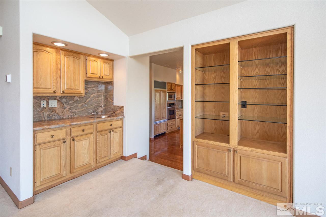 35 Promontory Pointe Reno, NV 89519 - Photo 8 of 40 Photo 8