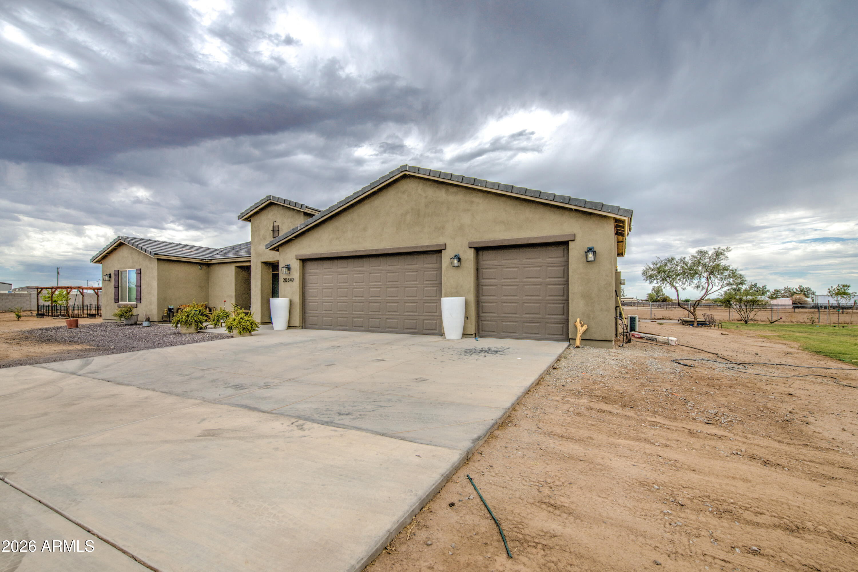 20349 West Hubbard Road Buckeye, AZ 85326 - Photo 5 of 56 Front 5