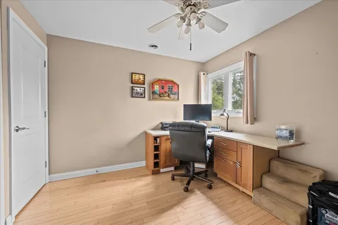 $690,000 | 719 Burchell Avenue, Highland Park, IL 60035