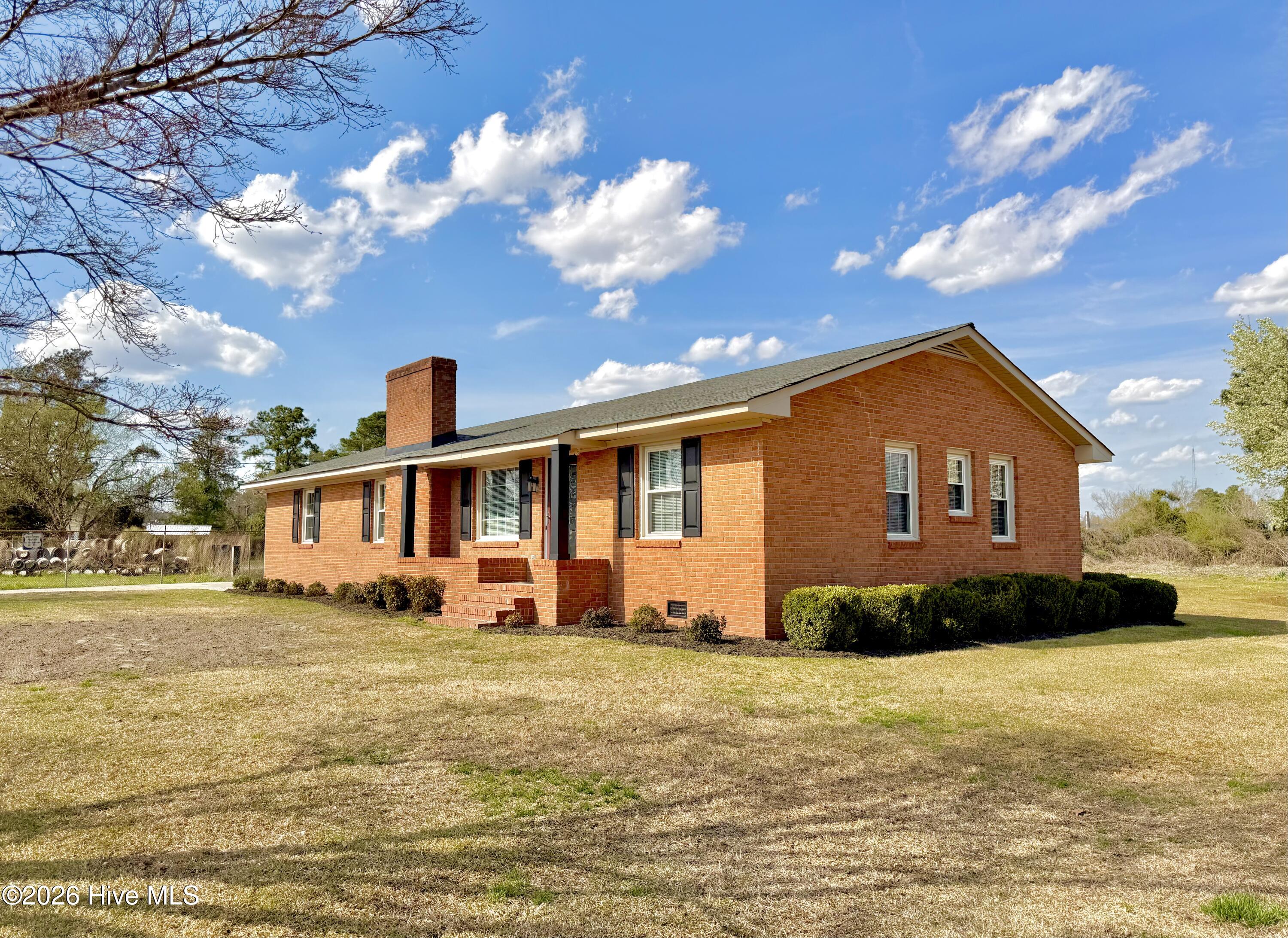 216 Collier-Loftin Road Kinston, NC 28504 - Photo 1 of 76 Main