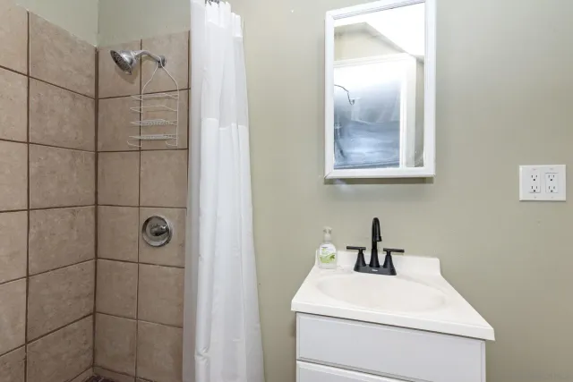 $3,150 | 2618 46th Street, San Diego, CA 92105