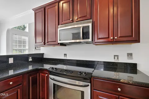 $650,000 | 2912 Oak Bridge Drive, Raleigh, NC 27610