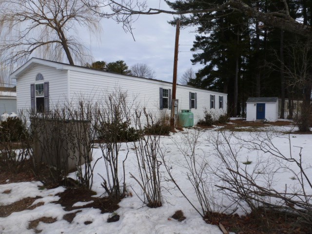 72 Kendall Pond Road, Unit 5 Derry, NH 03038 - Photo 2 of 10