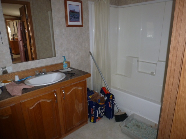 72 Kendall Pond Road, Unit 5 Derry, NH 03038 - Photo 6 of 10