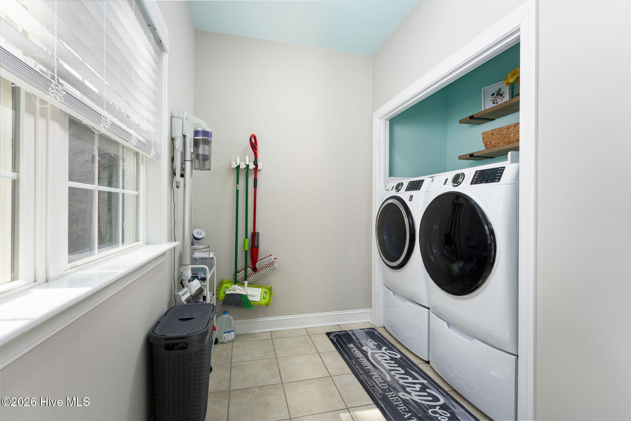 205 East Loon Court Hampstead, NC 28443 - Photo 15 of 68 laundry-01a