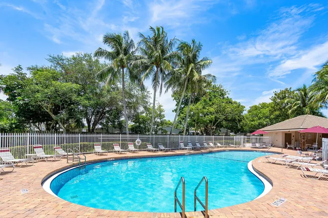 $699,000 | 4074 Northwest 62nd Drive, Coconut Creek, FL 33073