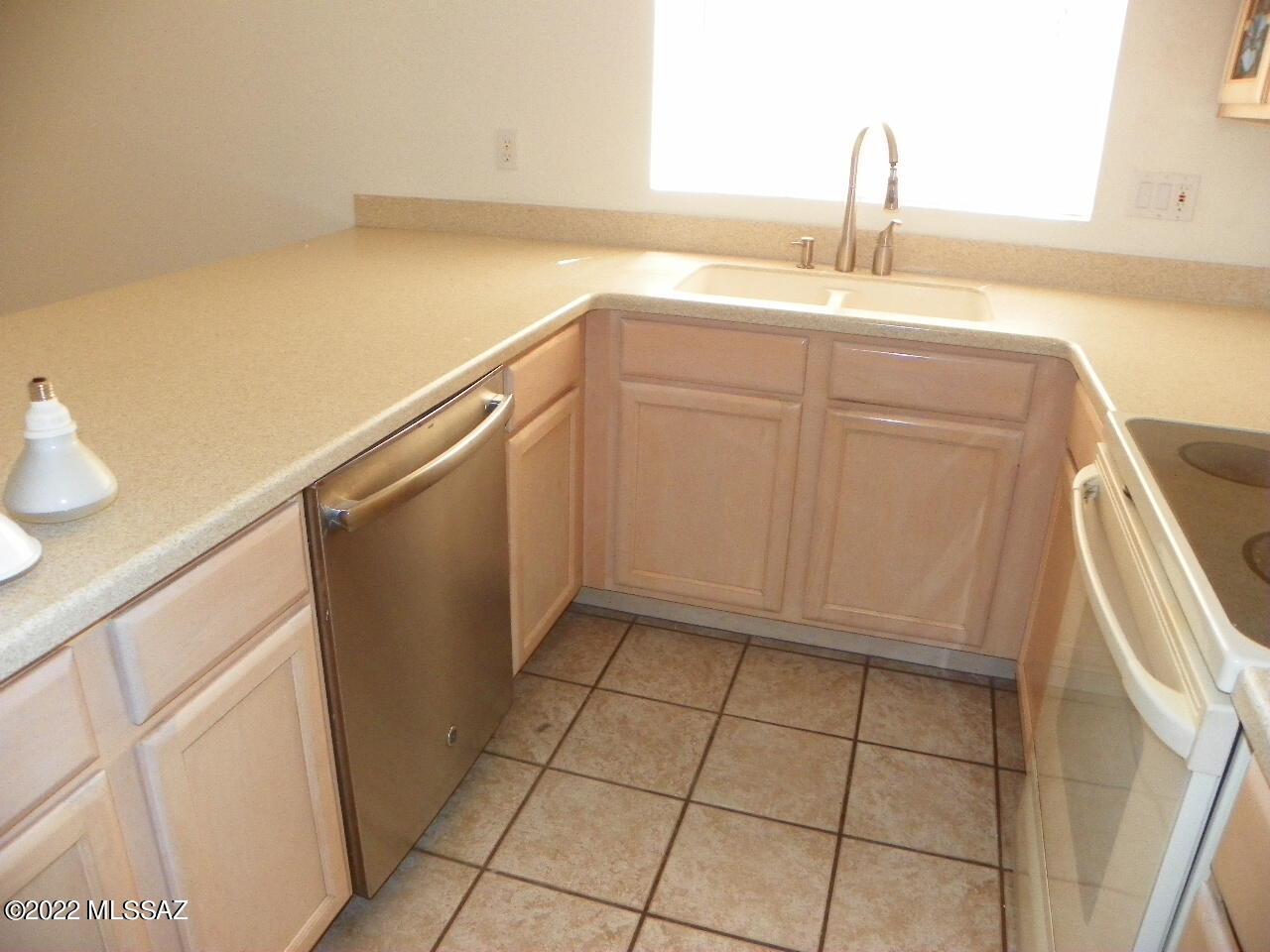 77 Highland Circle Rio Rico, AZ 85648 - Photo 16 of 30