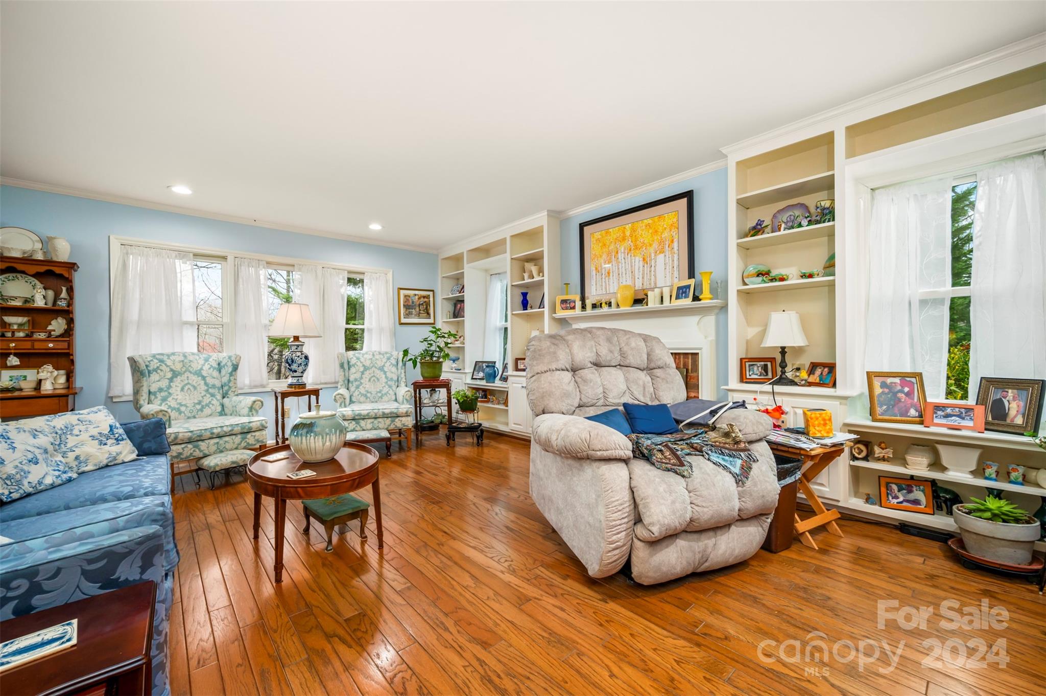 77 Chestnut Street, Unit 306 Tryon, NC 28782 - Photo 13 of 36