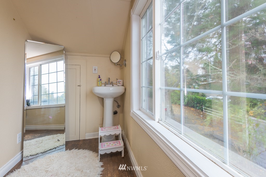 717 Rasmussen Lane Bremerton, WA 98310 - Photo 20 of 37 Gallery Image 20
