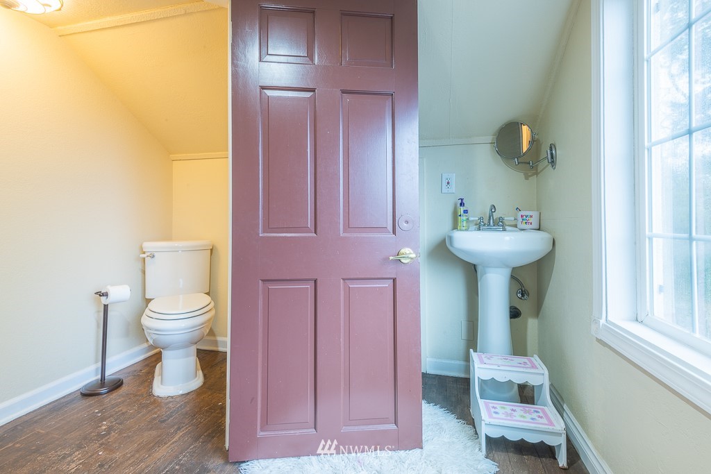 717 Rasmussen Lane Bremerton, WA 98310 - Photo 23 of 37 Gallery Image 23