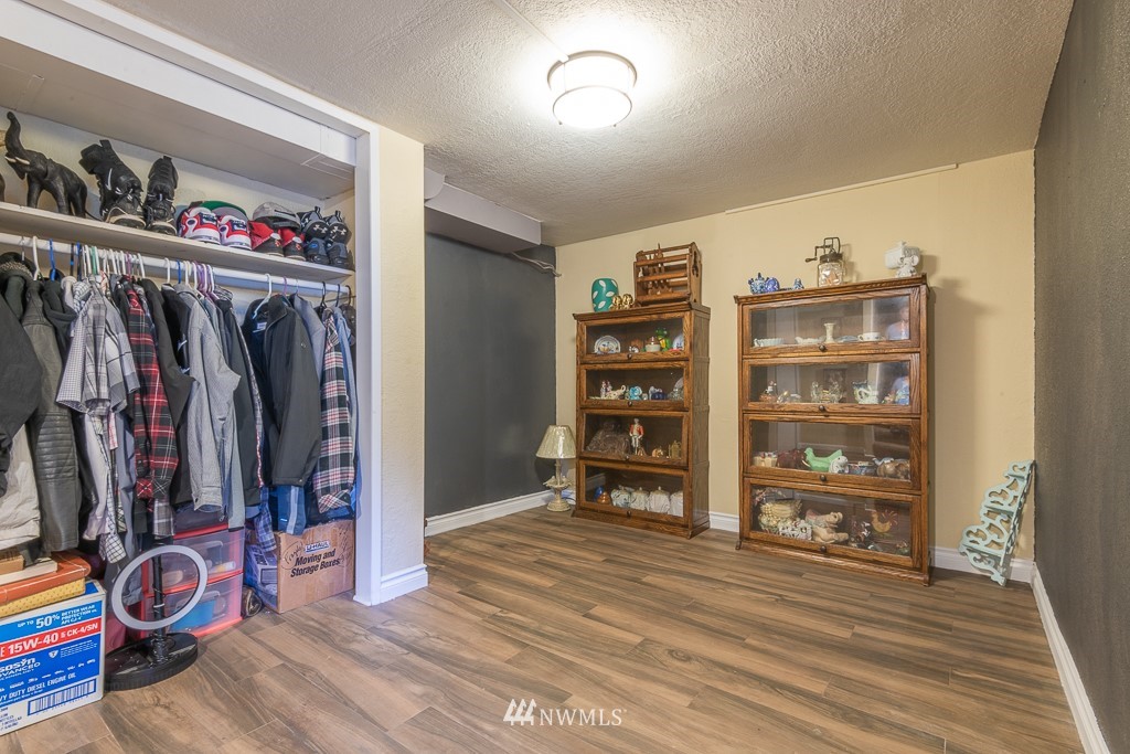 717 Rasmussen Lane Bremerton, WA 98310 - Photo 26 of 37 Gallery Image 26