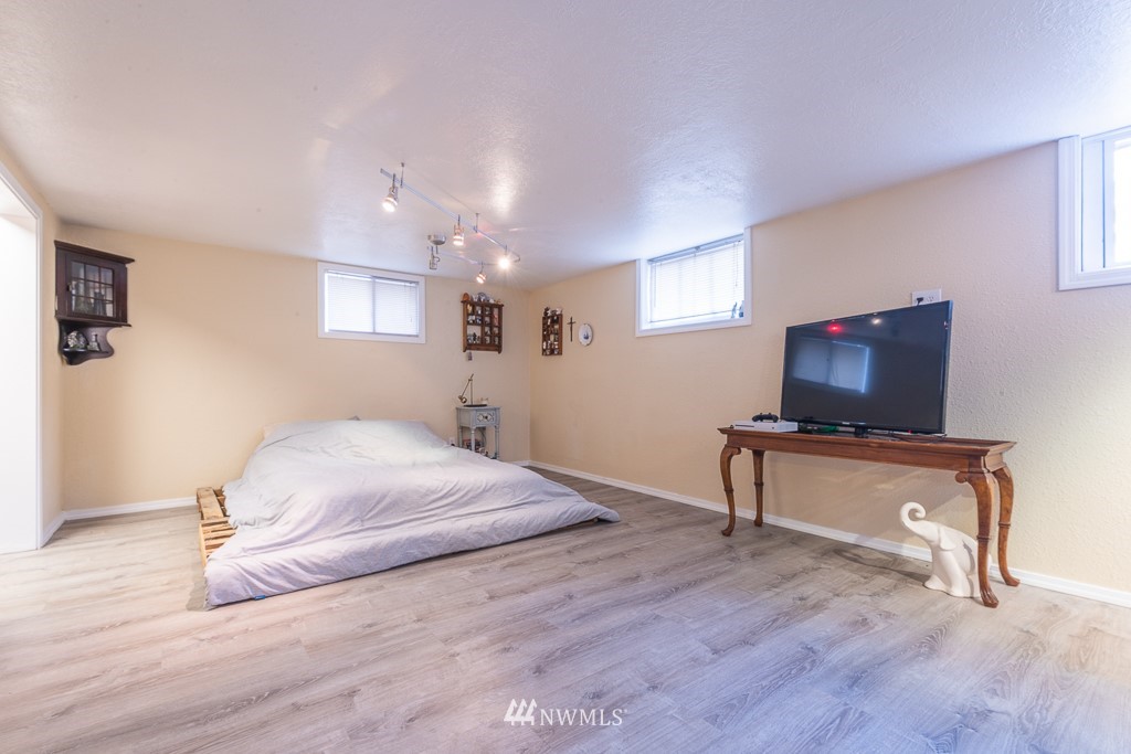 717 Rasmussen Lane Bremerton, WA 98310 - Photo 27 of 37 Gallery Image 27