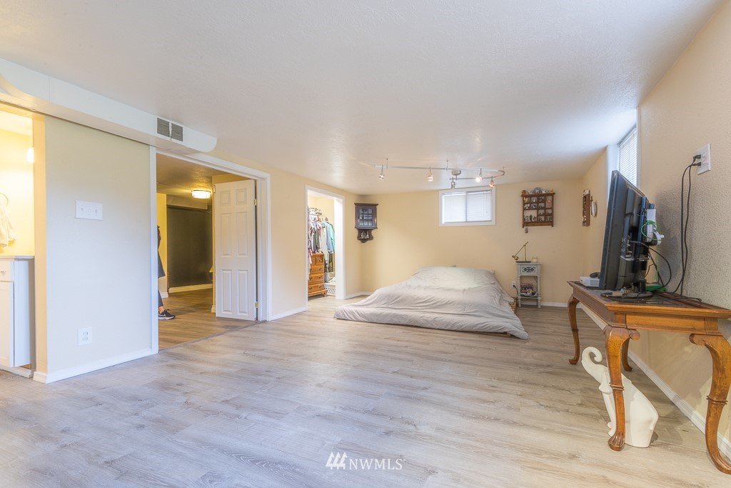717 Rasmussen Lane Bremerton, WA 98310 - Photo 28 of 37 Gallery Image 28